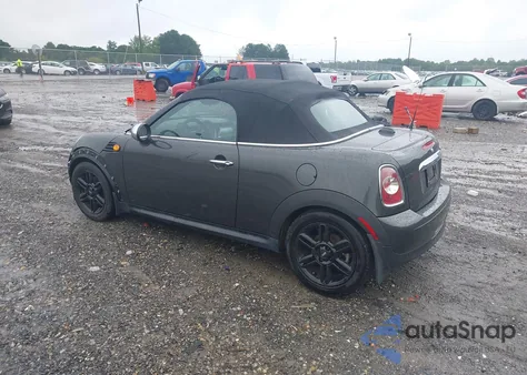 2013 Mini Roadster Cooper z USA, uszkodzony, nr VIN WMWSY1C55DT429344